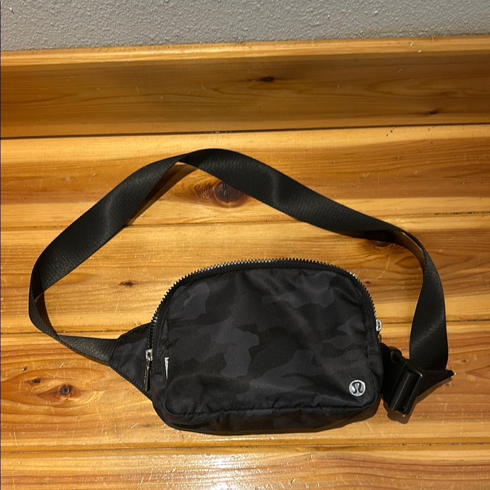 lululemon athletica Black Camo Belt Bag